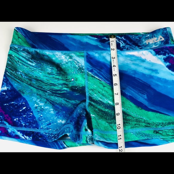 Asics top and Fila yoga/running shorts bundle - Picture 7 of 10